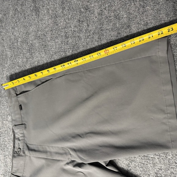 Travis Mathew Shorts Mens 36 Gray Golf Casual Performance Chino - Picture 7 of 8